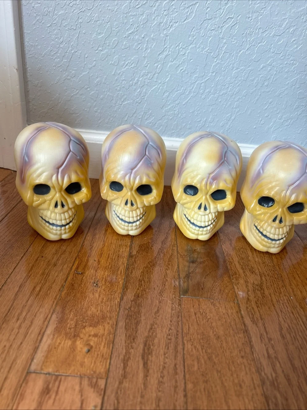 Target skull lawn